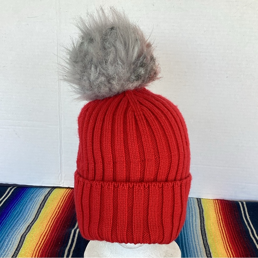 Vintage Free people cuffed beanie hat with Pom made in Canada